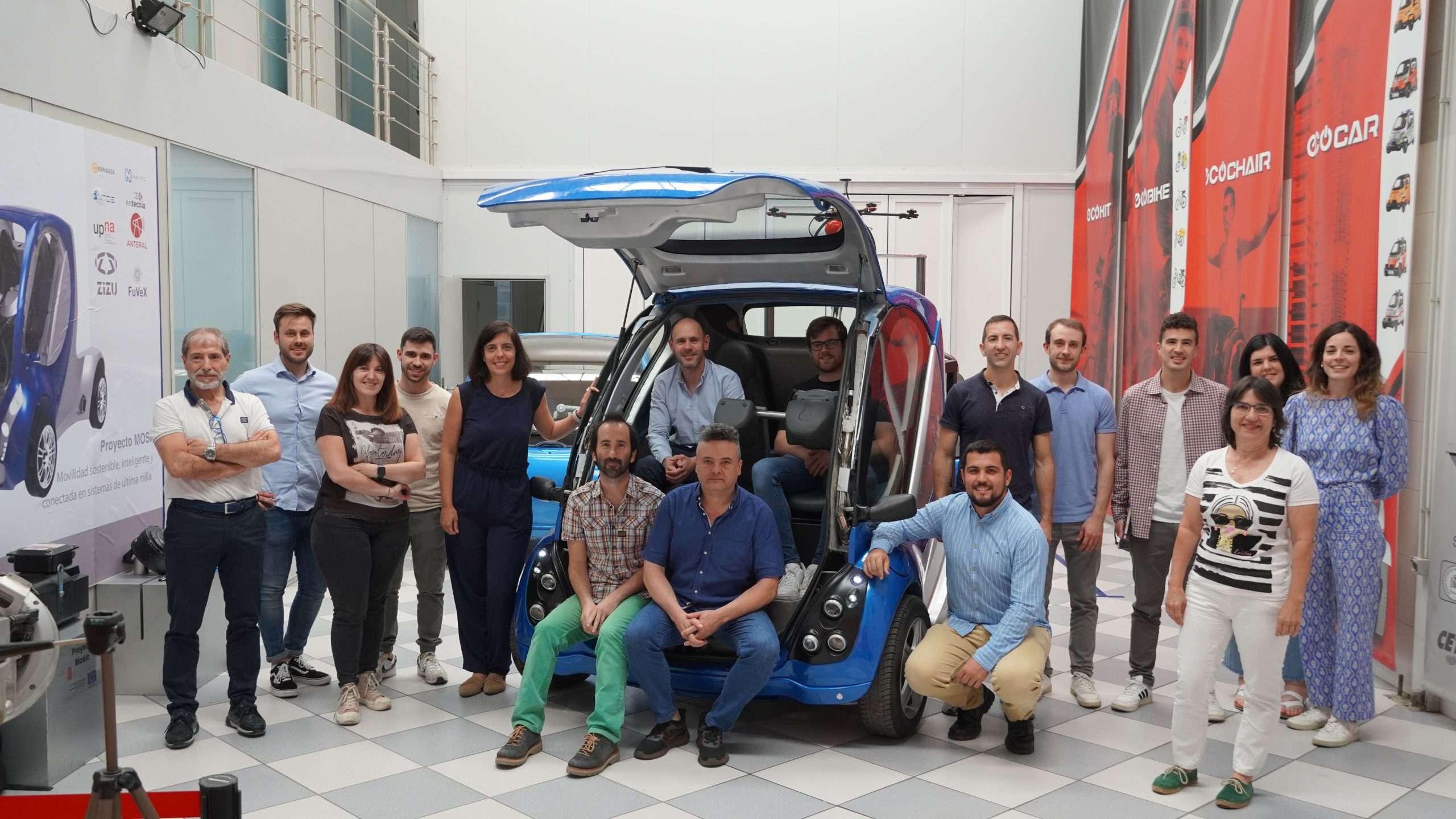 INDUSTRIA financia un proyecto estratégico de I+D que ha desarrollado un sistema de reparto de mensajería que combina un vehículo sostenible y un dron de forma autónoma