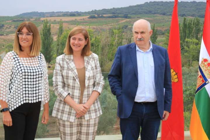 La Rioja, Euskadi y Navarra estudian medidas conjuntas de regulación y promoción de su sector vitivinícola 1 La Rioja, Euskadi Y Navarra Estudian Medidas Conjuntas De Regulación Y Promoción De Su Sector Vitivinícola