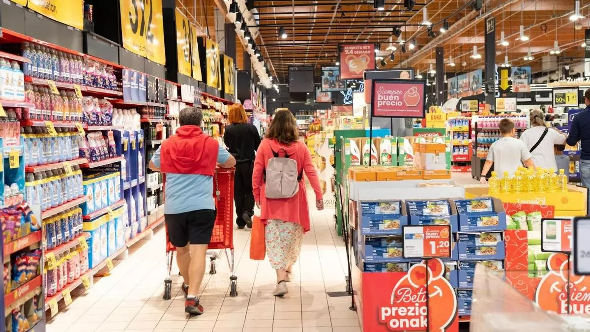 EROSKI facturó el 2,5% más en el primer semestre, pero redujo su beneficio el 28% 1 Eroski Facturó El 2,5% Más En El Primer Semestre, Pero Redujo Su Beneficio El 28%
