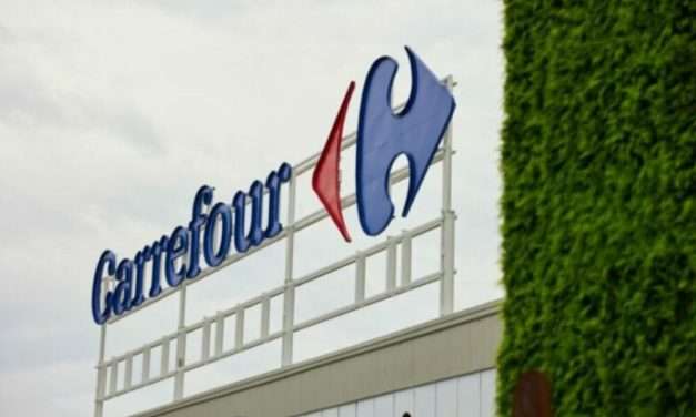 Carrefour cierra la venta de 35 tiendas en España y Francia por 290 millones